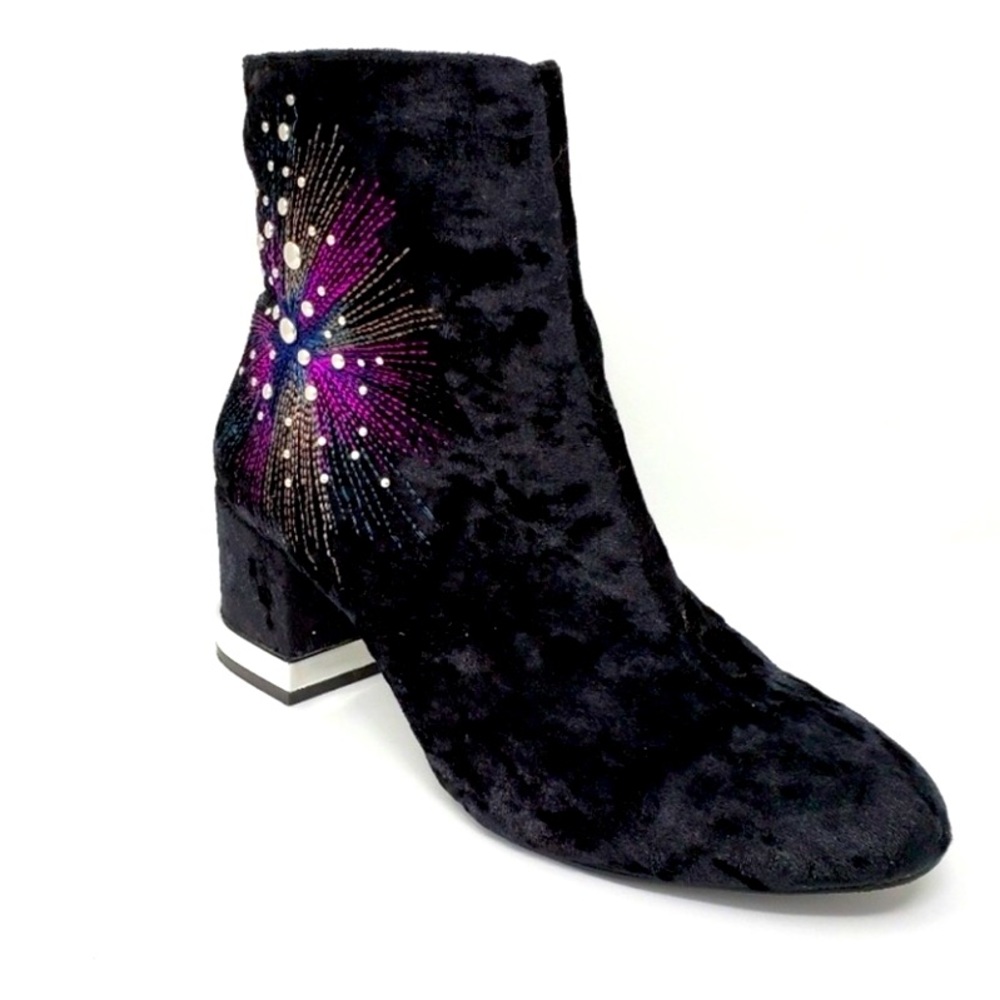 Design Lab Velvet Booties - Picture 3 of 7